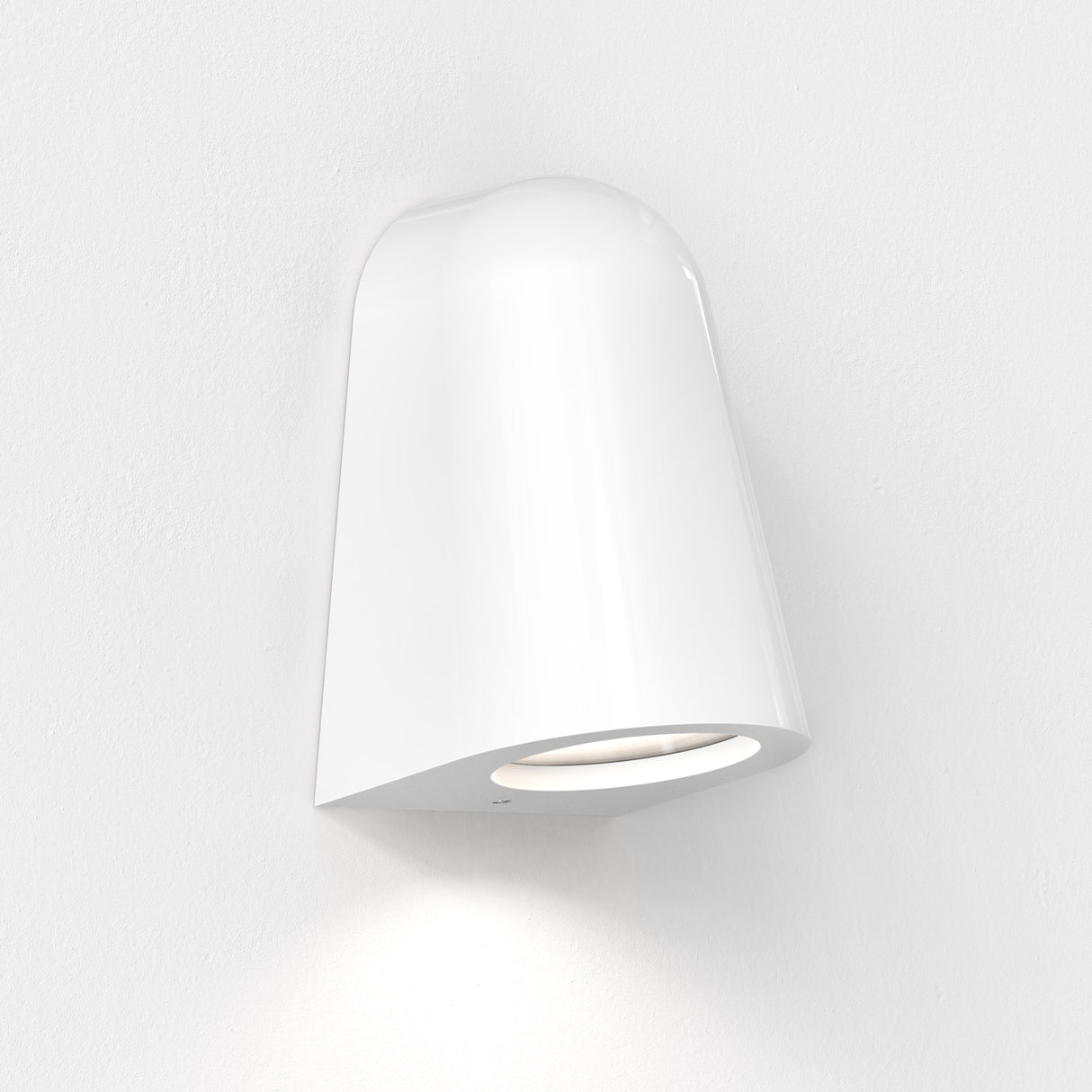 Astro Mast Light Gloss Glaze White Coastal Wall Light