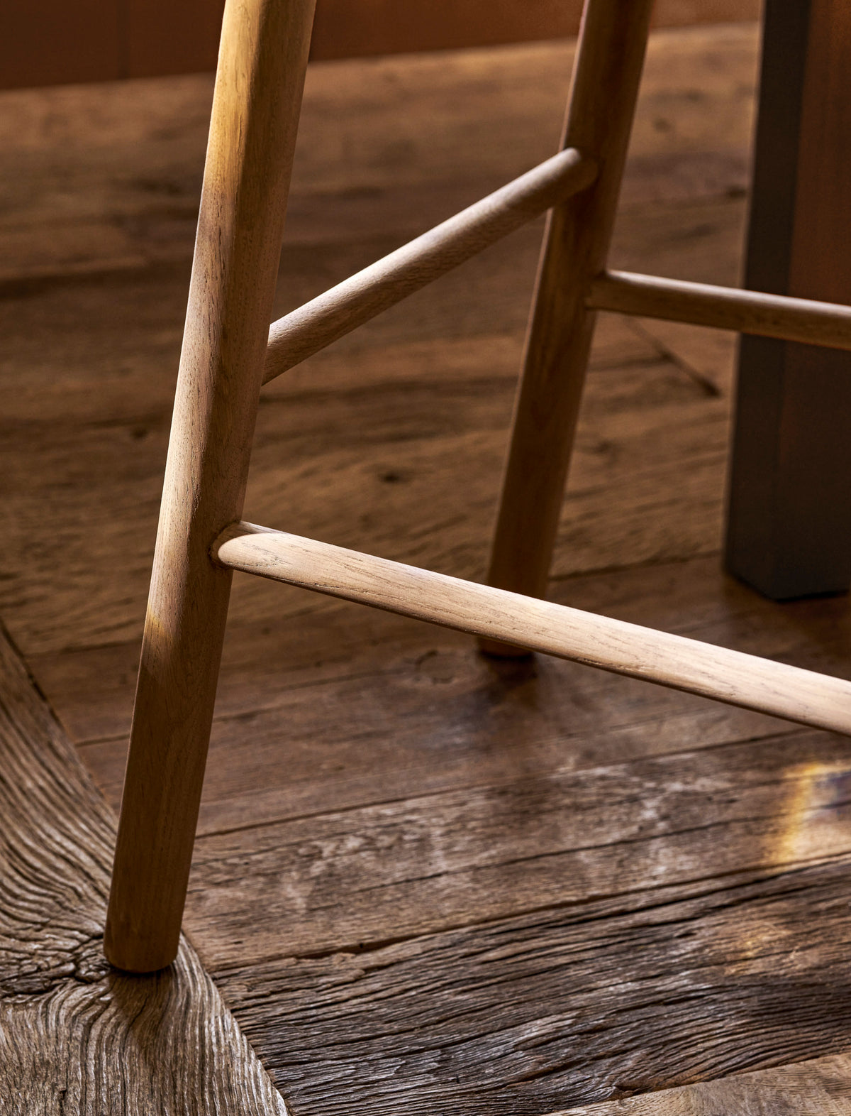 Garden Trading Wixford Bar Stool Oak Wood, Natural