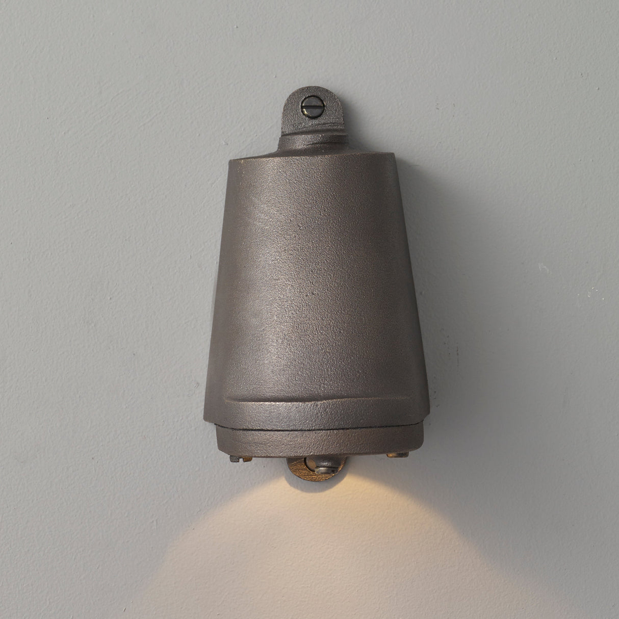 Davey Lighting Mast Light 0749 Sandblasted Weathered Bronze – from Amos Lighting + Home