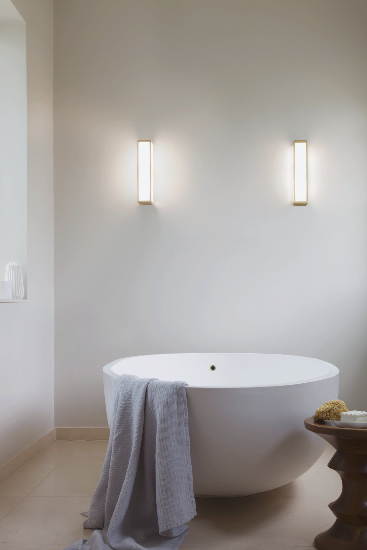 Astro Mashiko 360 Polished Chrome Bathroom Wall Light