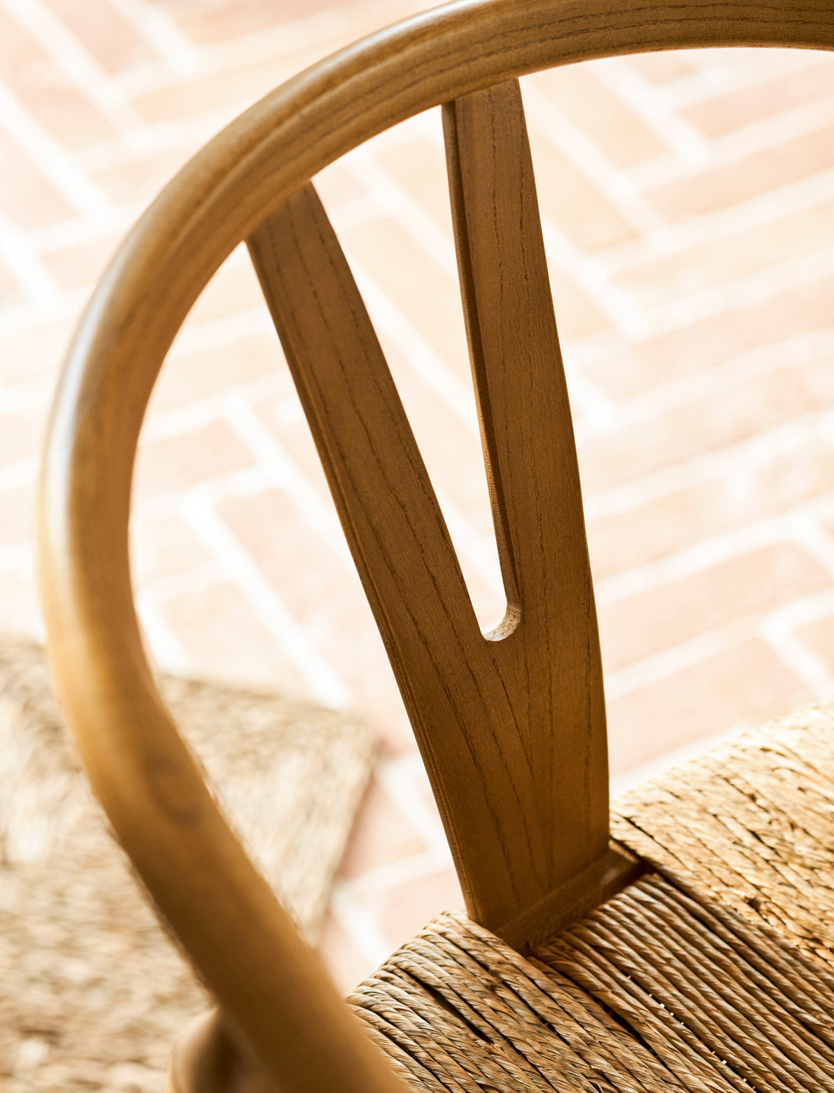 Garden Trading Chilthorne Wishbone Bar Stool Ash Wood, Natural