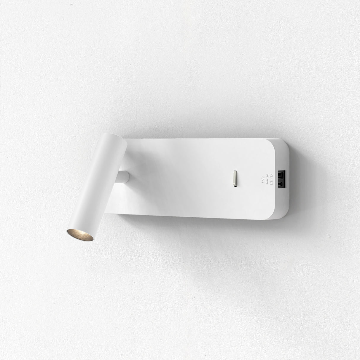 Astro Enna Surface USB A+C Matt White Interior Reading Light