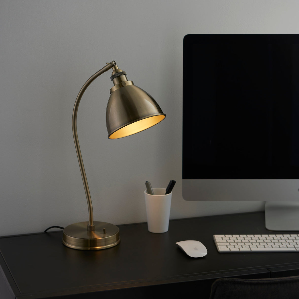 Amos Franklin Table Lamp Antique Brass – from Amos Lighting + Home