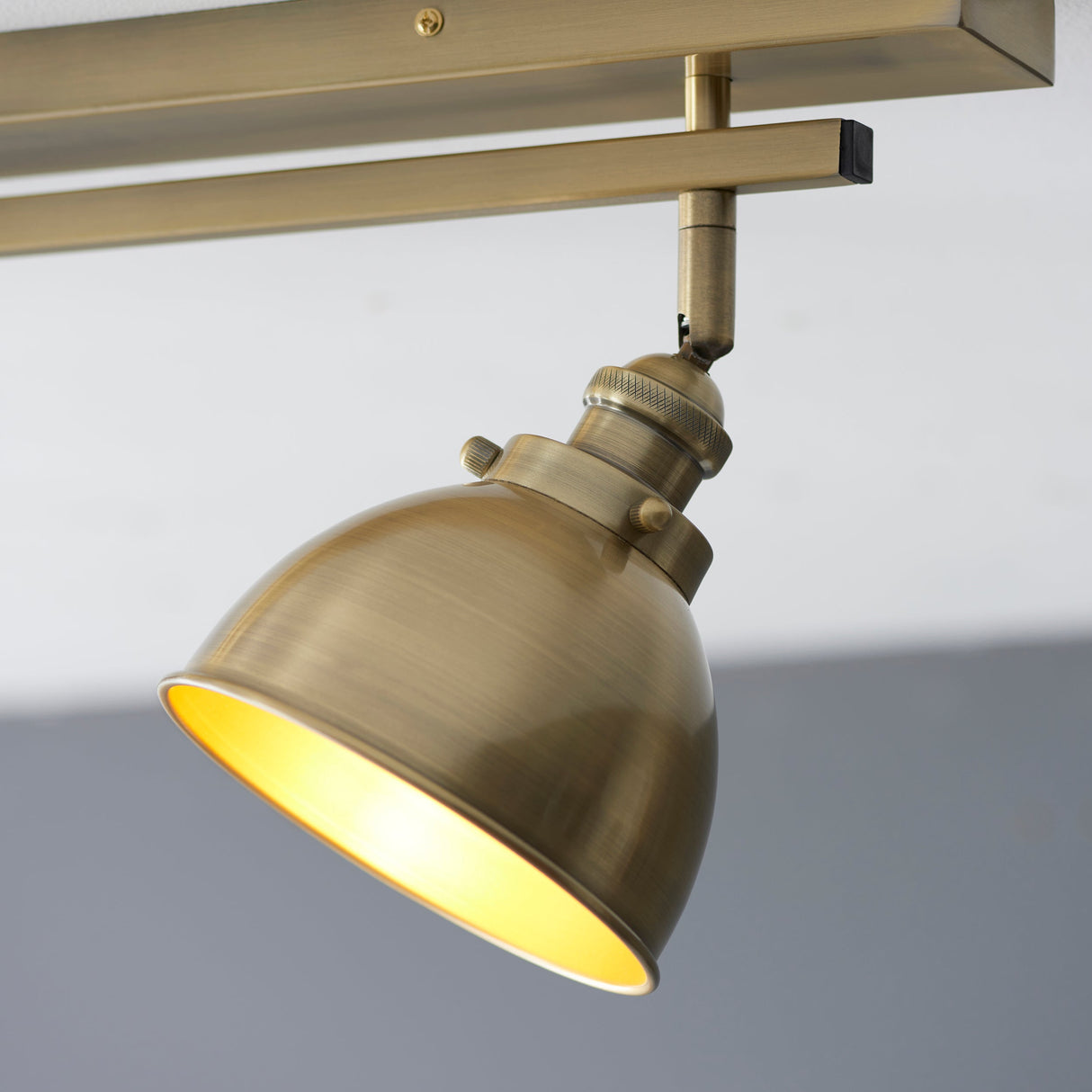 Amos Wyatt Spotlight Bar Antique Brass – from Amos Lighting + Home