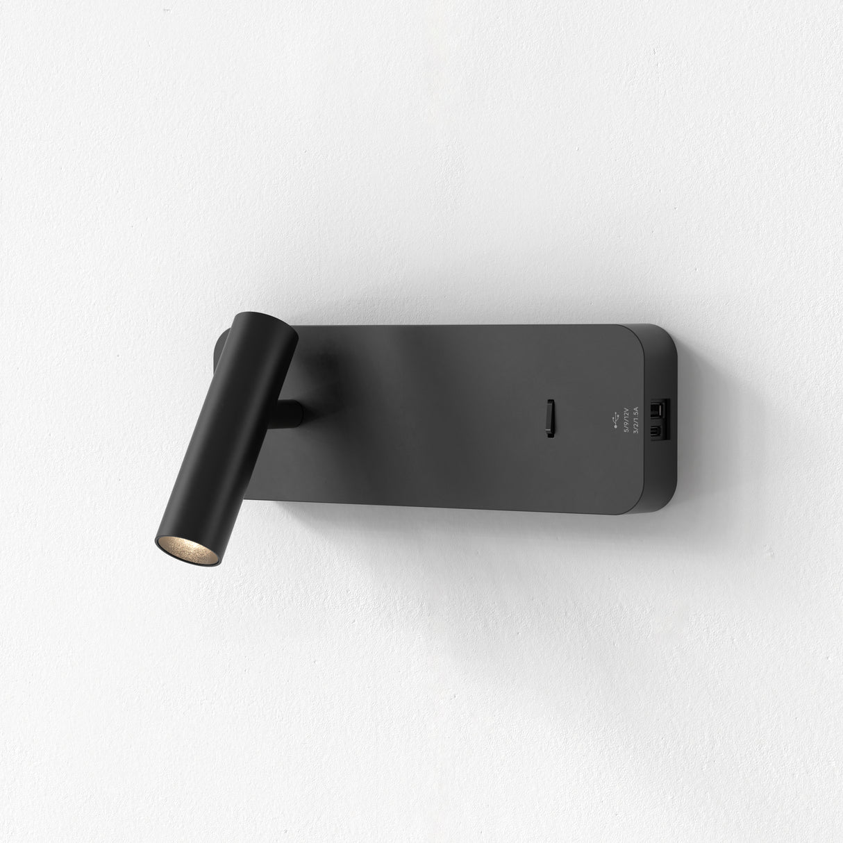 Astro Enna Surface USB A+C Matt Black Interior Reading Light
