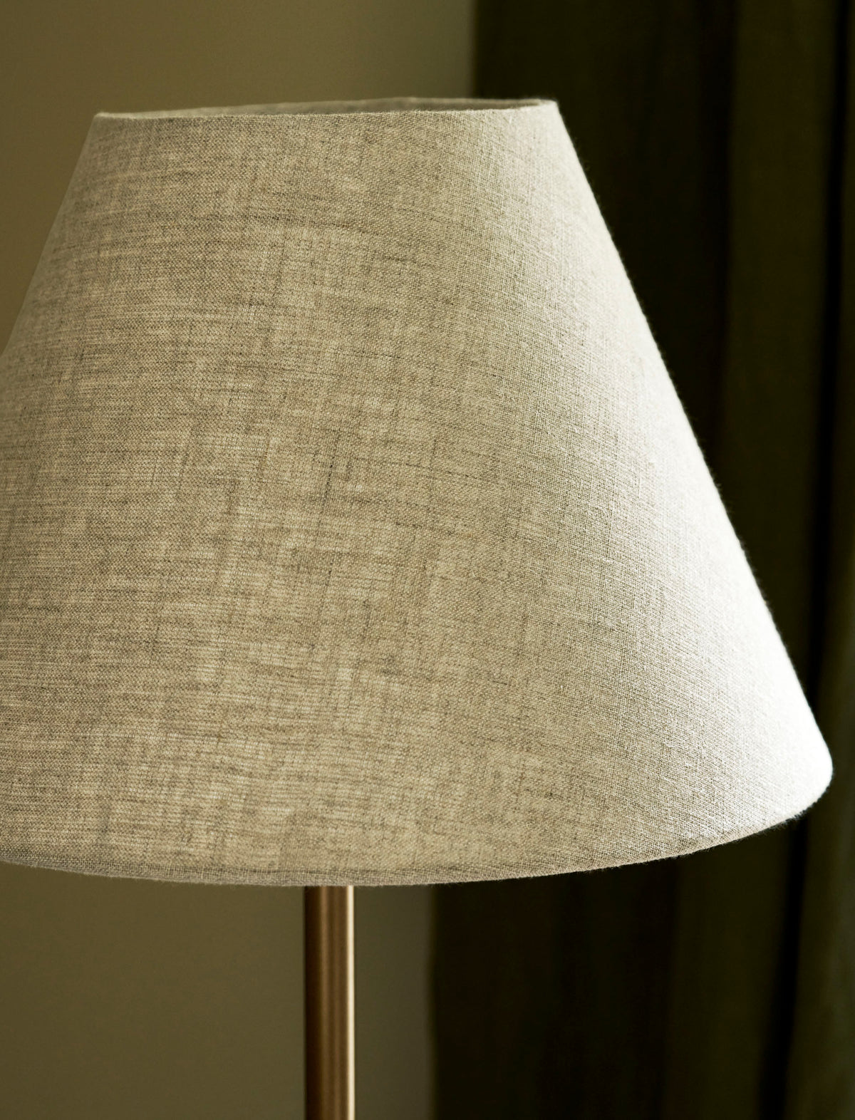 Garden Trading Winsley Table Lamp with Linen Shade, Marble & Antique Brass