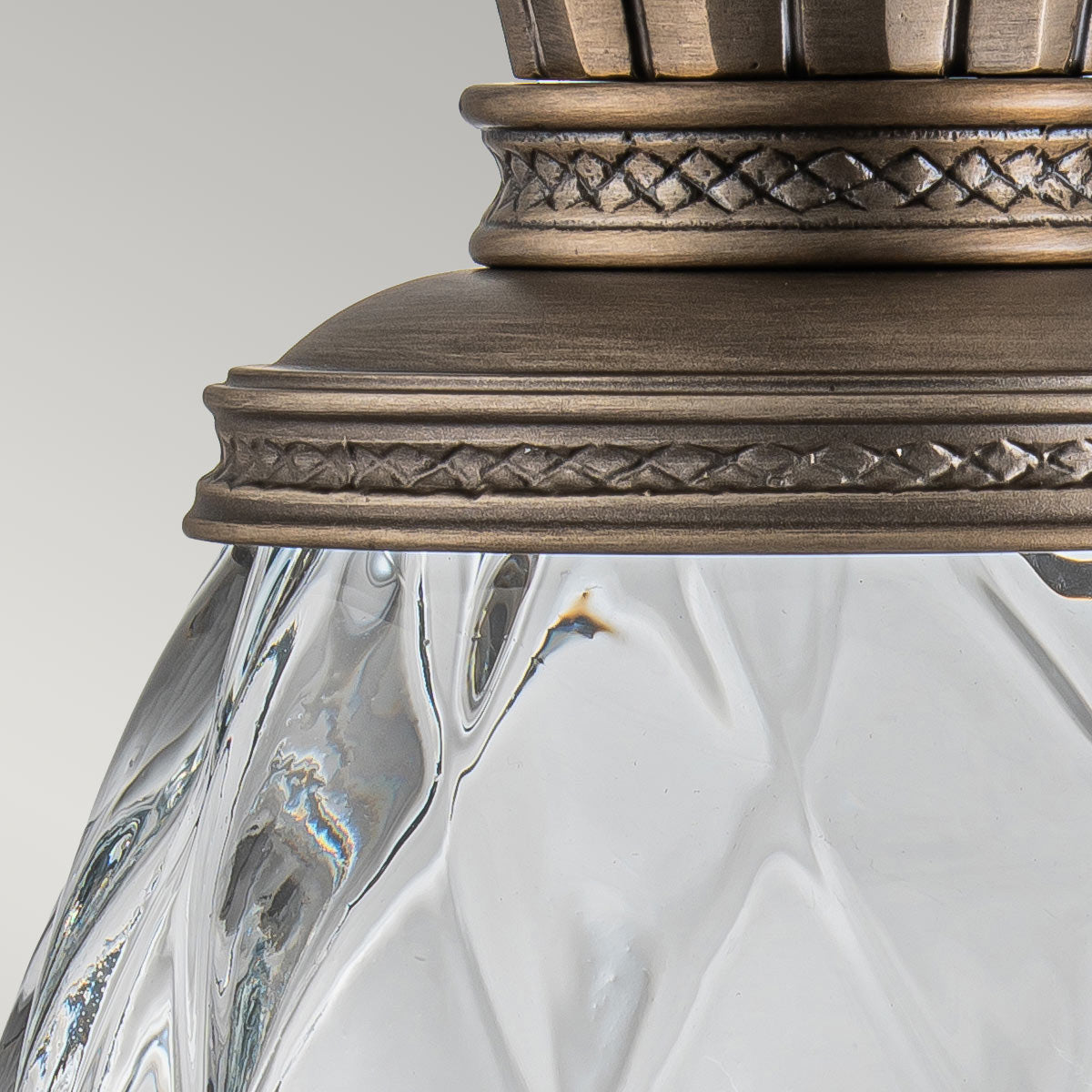 Hinkley Plantation 1lt Medium Wall Lantern Bronze