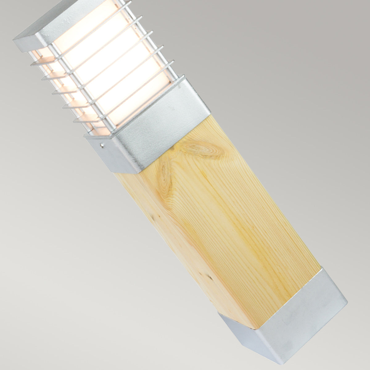 Norlys Halmstad Medium Bollard Natural Wood & Galvanised