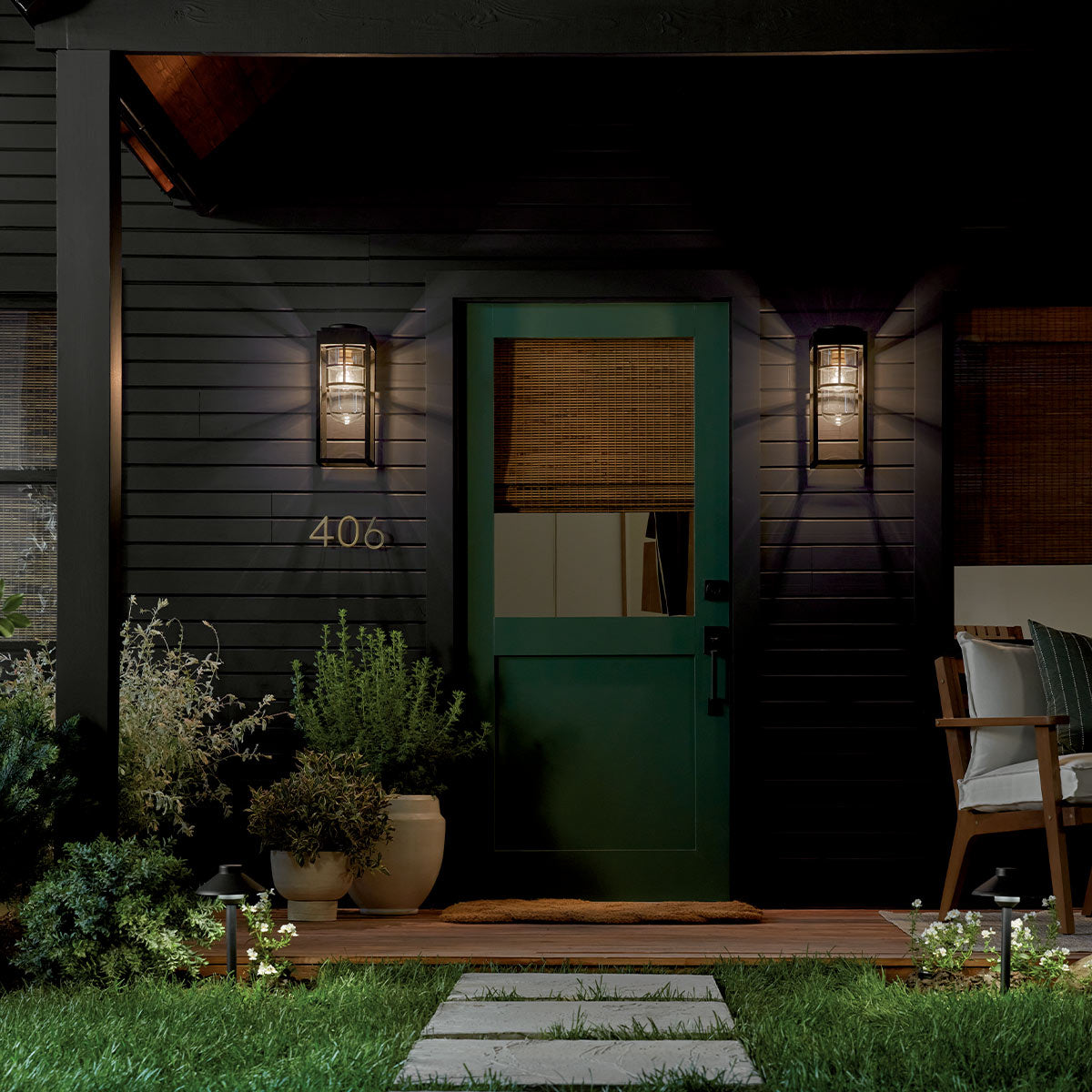 Kichler Hone Coastal 1 lt Medium Wall Lantern