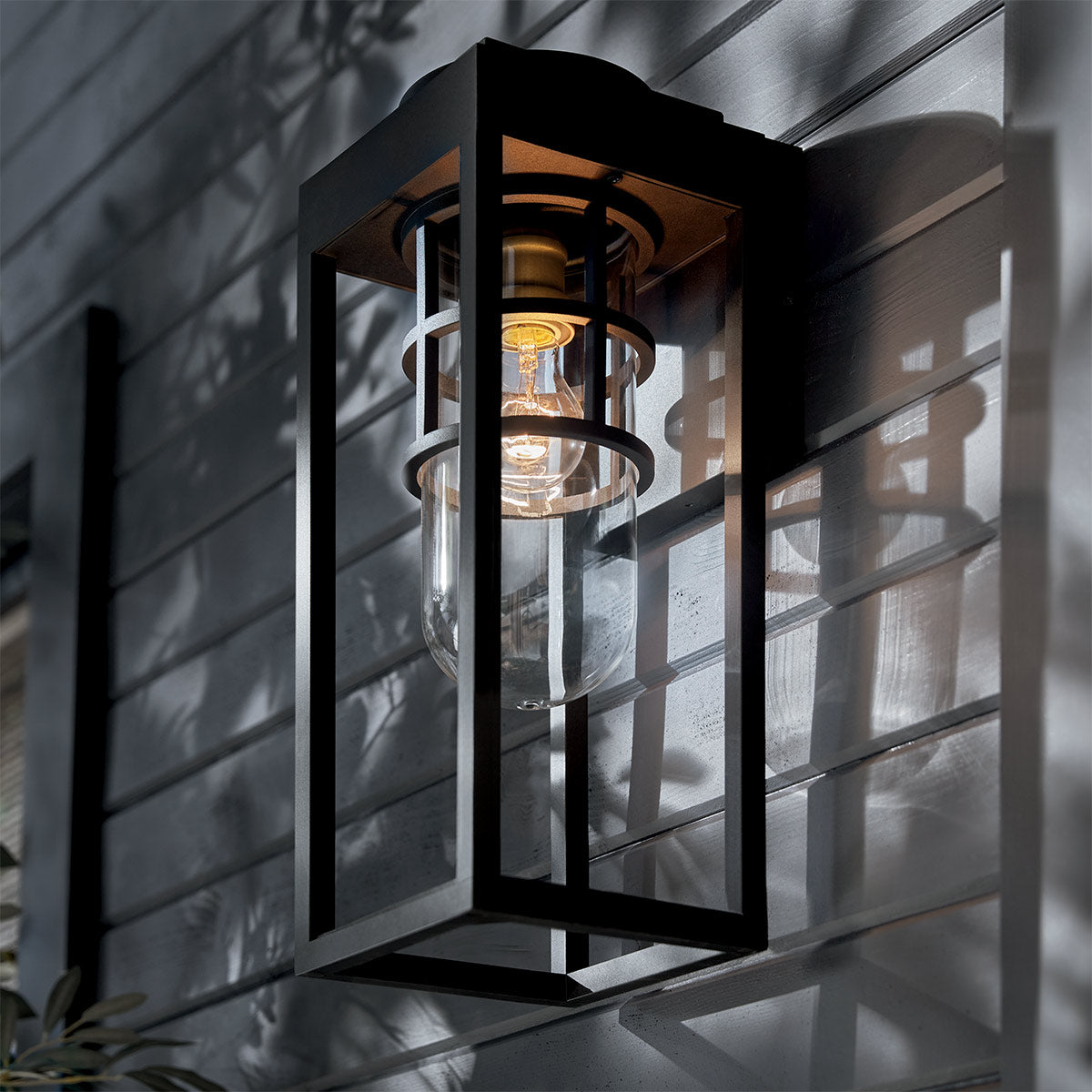 Kichler Hone Coastal 1 lt Medium Wall Lantern