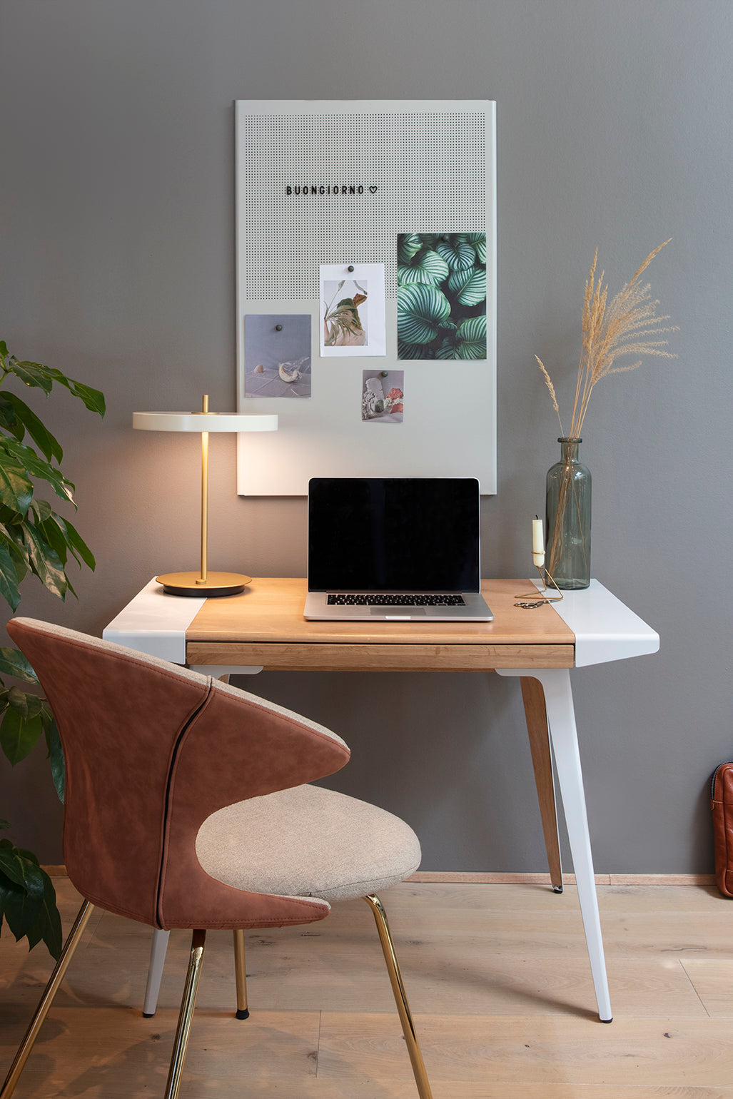 Umage Asteria Table Lamp – from Amos Lighting + Home