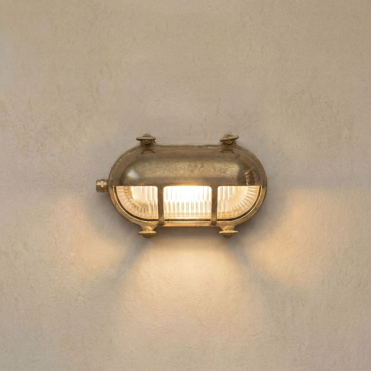 Lampfix Navigator Palaemon Outdoor Bulkhead