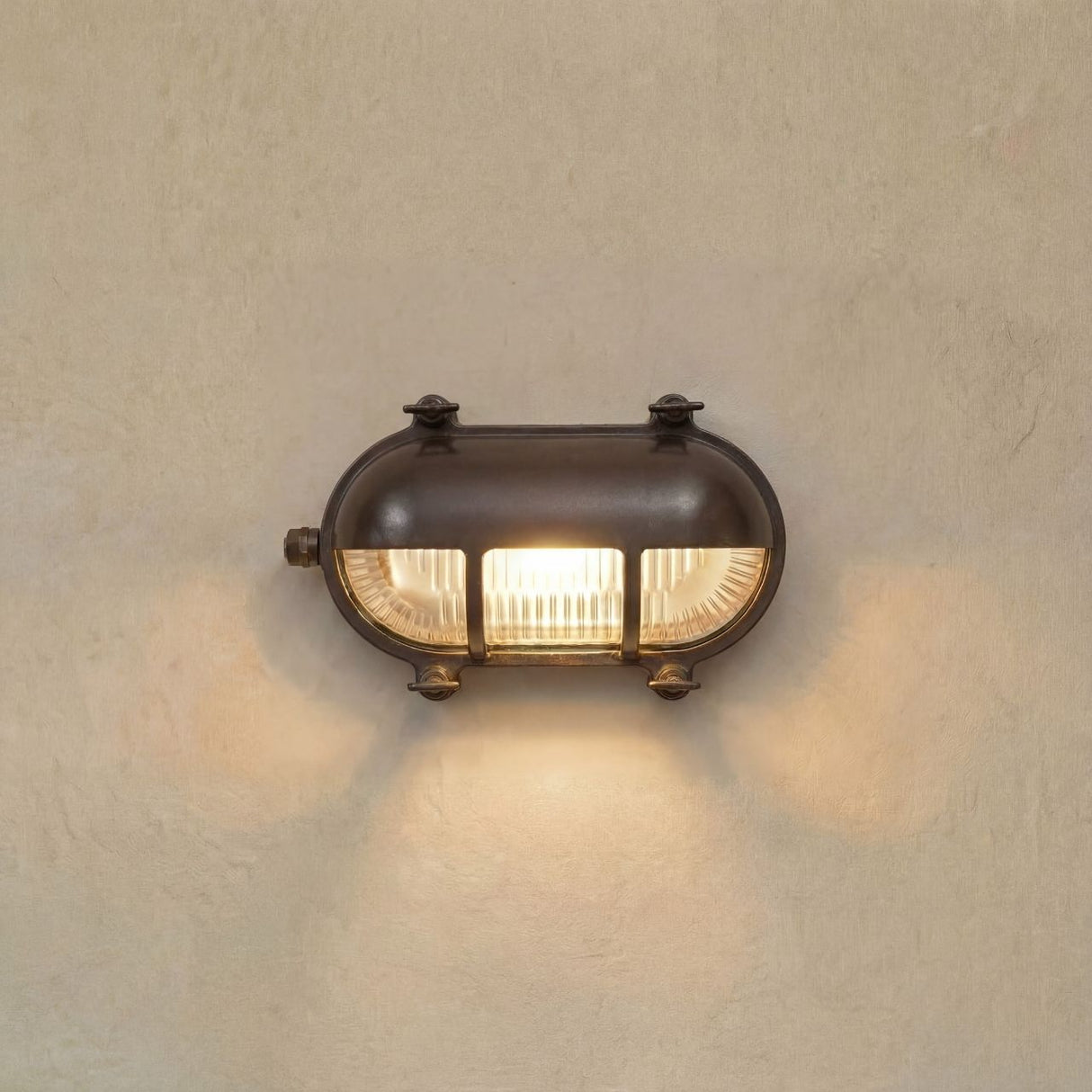 Lampfix Navigator Palaemon Outdoor Bulkhead