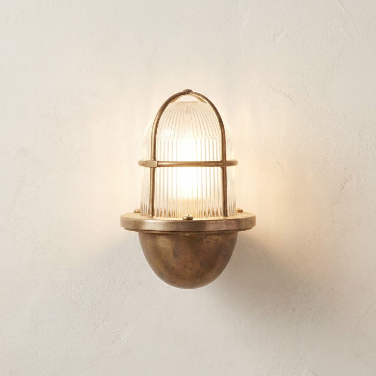 Lampfix Navigator Armada Outdoor Wall Lantern