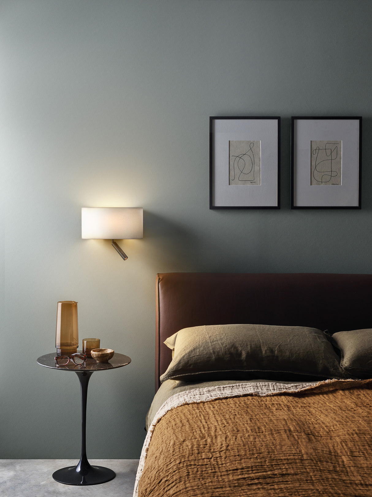 Astro Venn Reader Bronze Interior Combination Reader Base