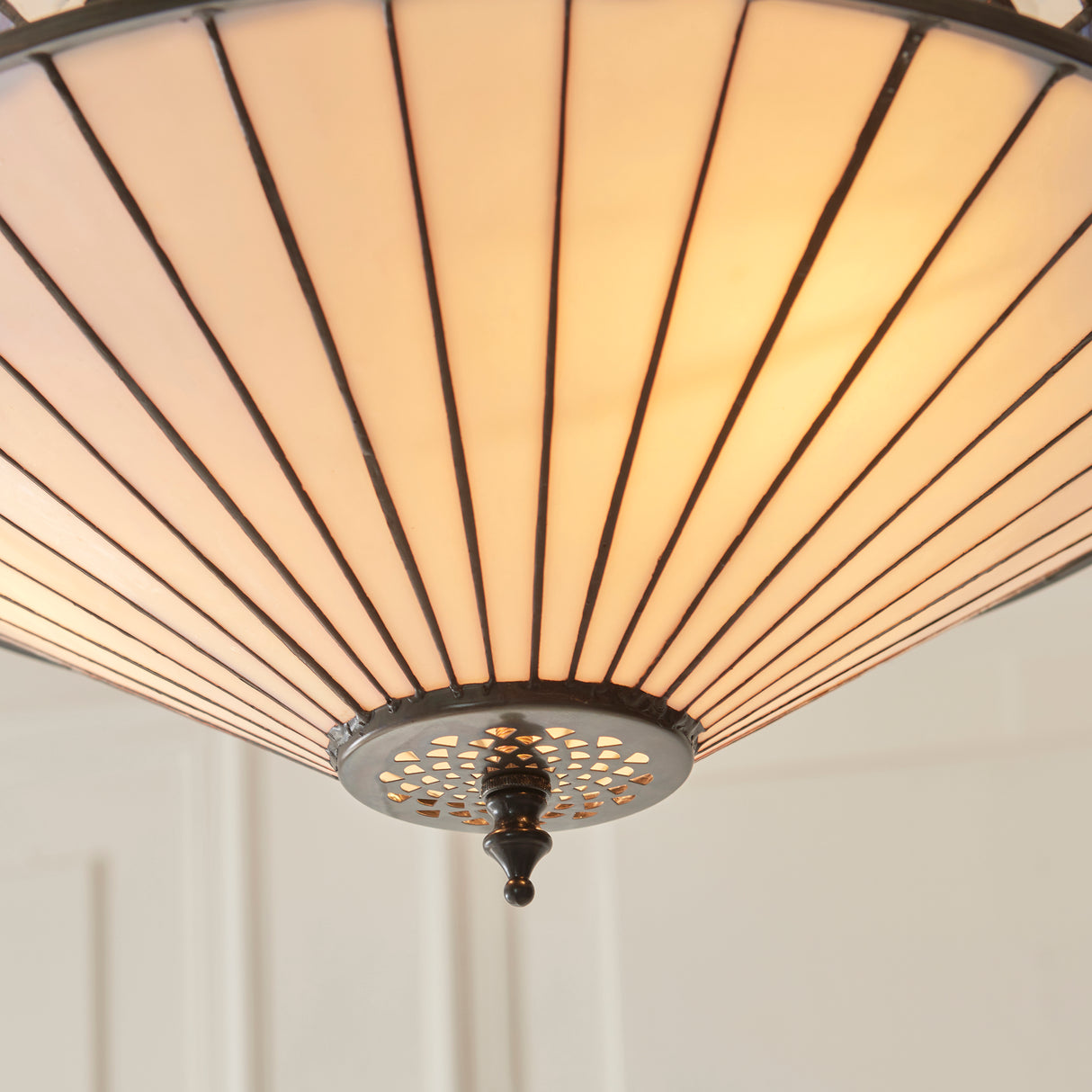 Tiffany Fargo 3lt Medium Inverted Pendant
