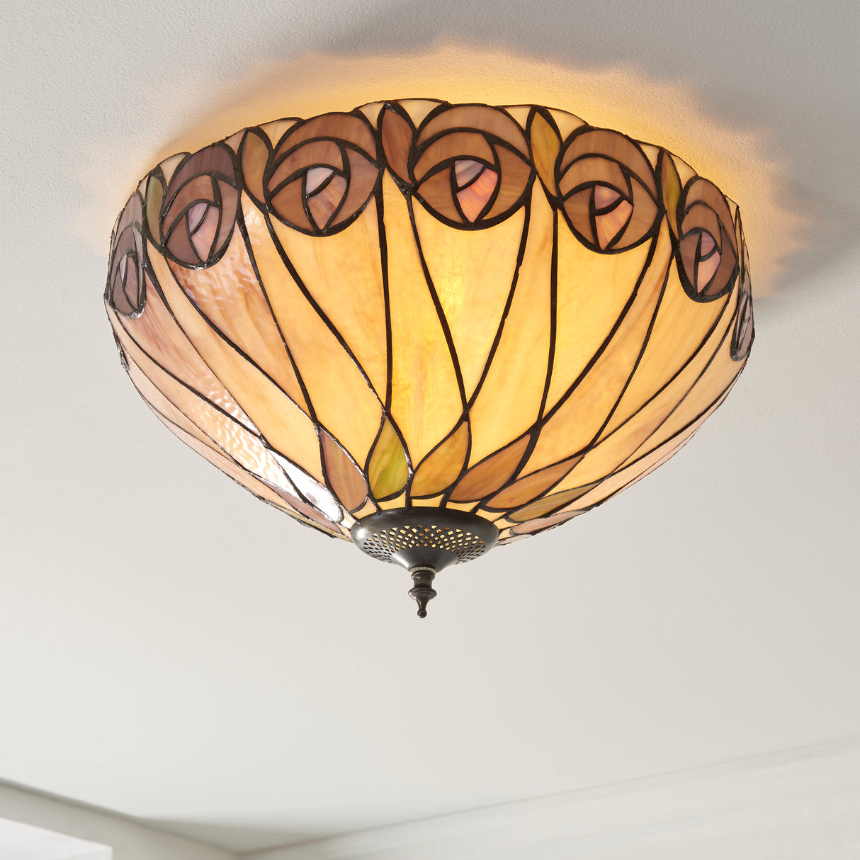 Tiffany Hutchinson Medium 2lt Flush Ceiling Light