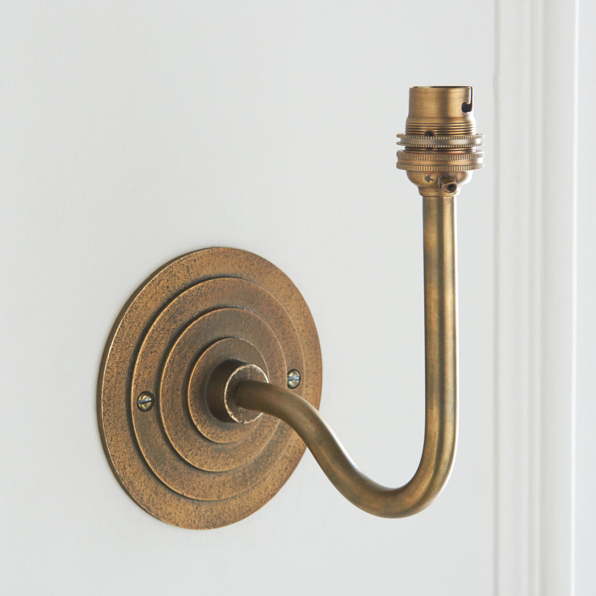 Endon Halo Swan Wall Fitting Antique brass plate
