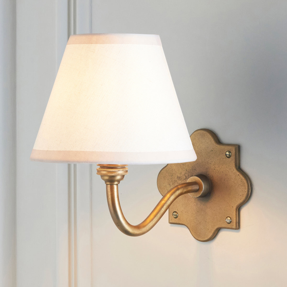 Endon Anvil Curve & Ivy 16cm Wall Antique brass & vintage white fabric