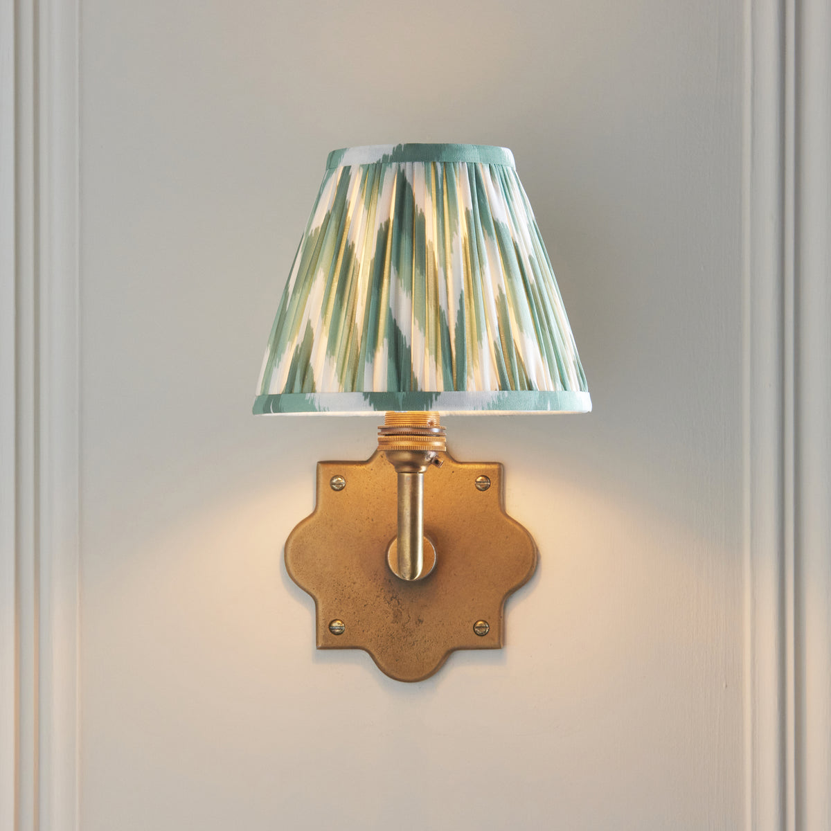 Endon Anvil Angle & Zigzag 16cm Wall Antique brass & cotswold green fabric