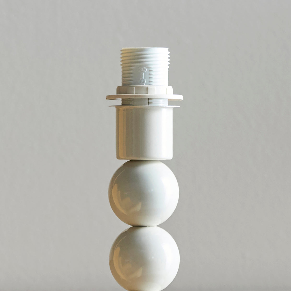 Endon Higgledy Table Base Gloss almond white paint