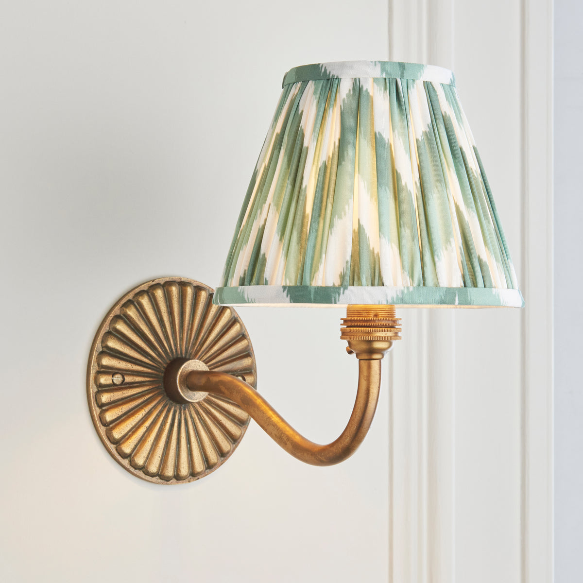 Endon Dahlia Curve & Zigzag 16cm Wall Antique brass & cotswold green fabric