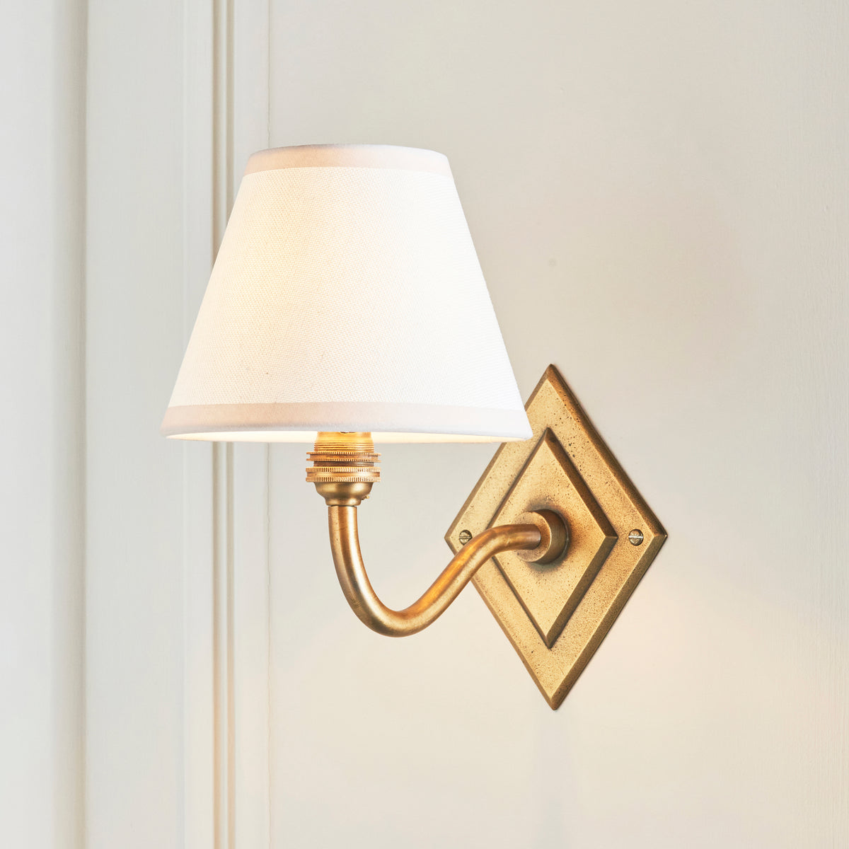Endon Diamond Curve & Ivy 16cm Wall Antique brass & vintage white fabric