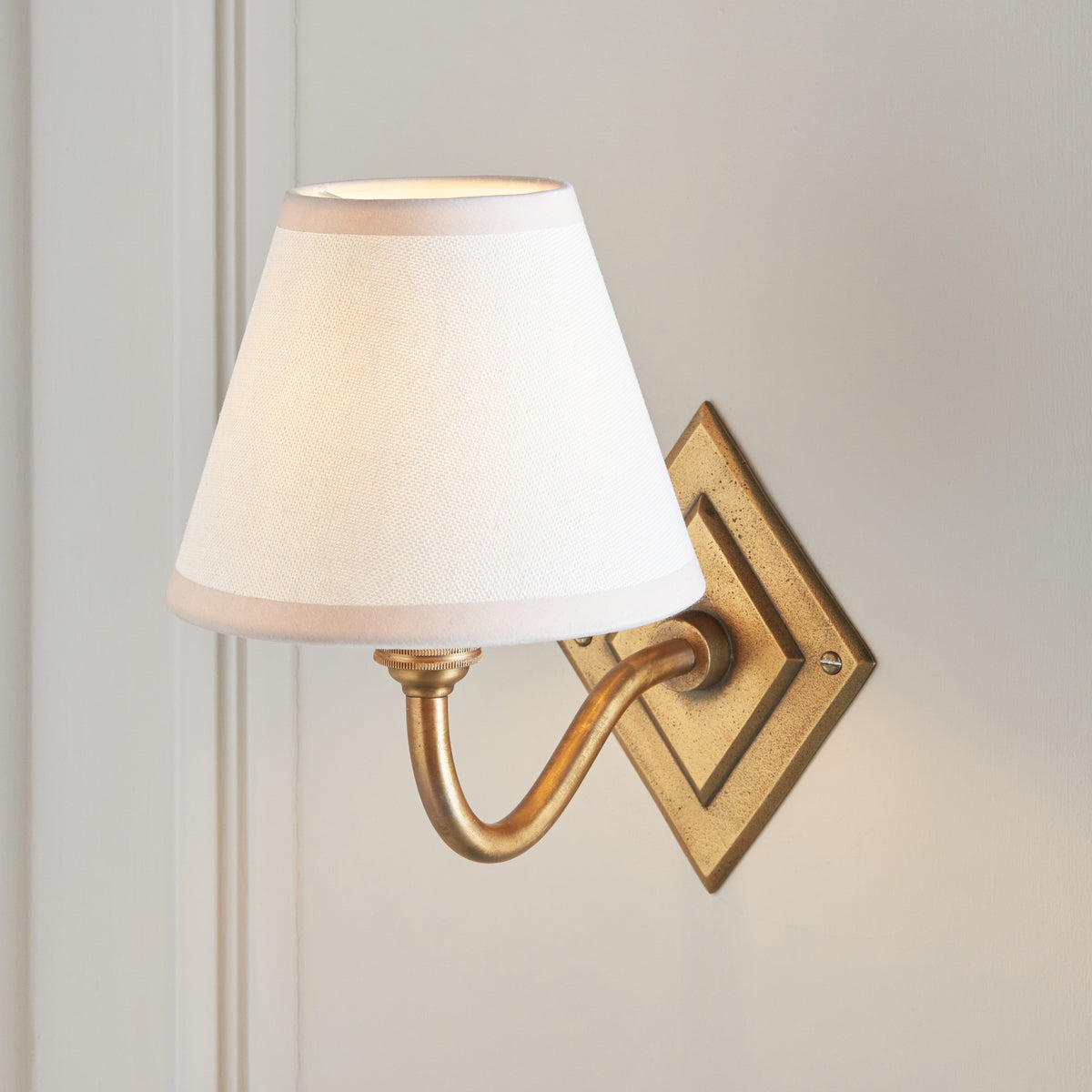 Endon Diamond Curve & Ivy 16cm Wall Antique brass & vintage white fabric