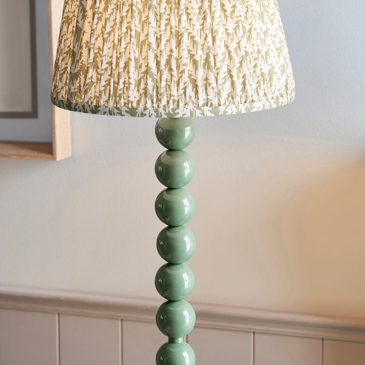 Endon Higgledy & Leaf 35cm Floor Gloss cotswold green paint & herb garden green fabric