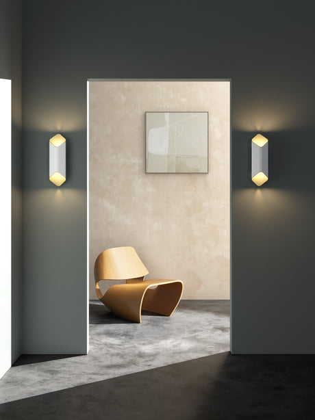 Astro Ako 420 Phase Matt White/Gold Interior Wall Light