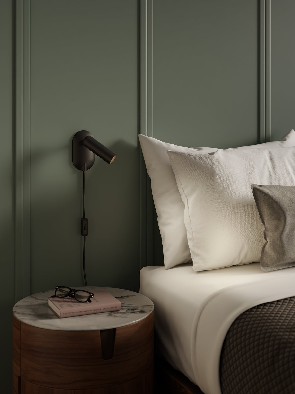 Astro Gio Matt Black Plug-In Reading Light