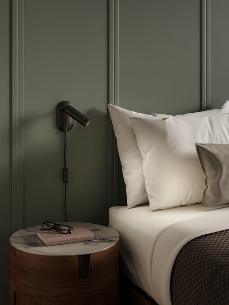 Astro Gio Matt Black Plug-In Reading Light