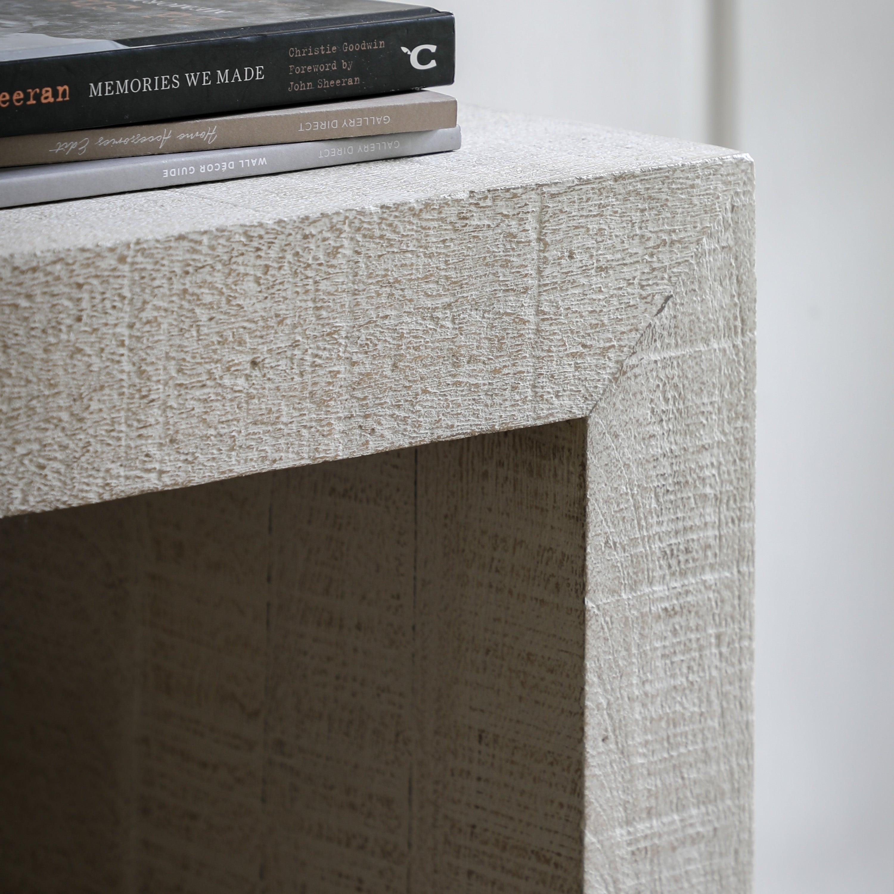 White wash console online