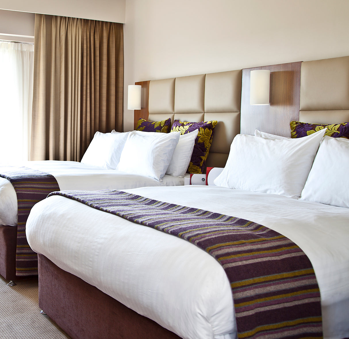 Astro Cyl 200 Polished Chrome Interior Wall Light