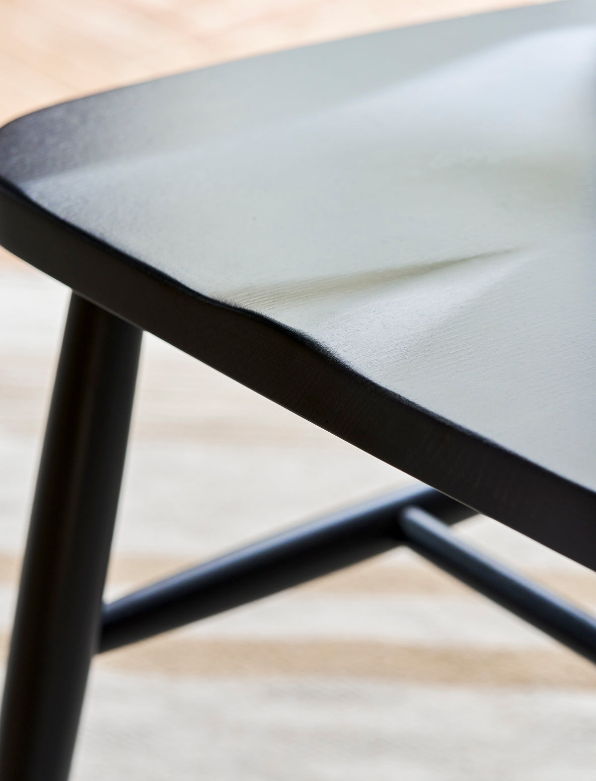 Garden Trading Spindle Back Chair Beech Wood, Carbon Black, Set of 2