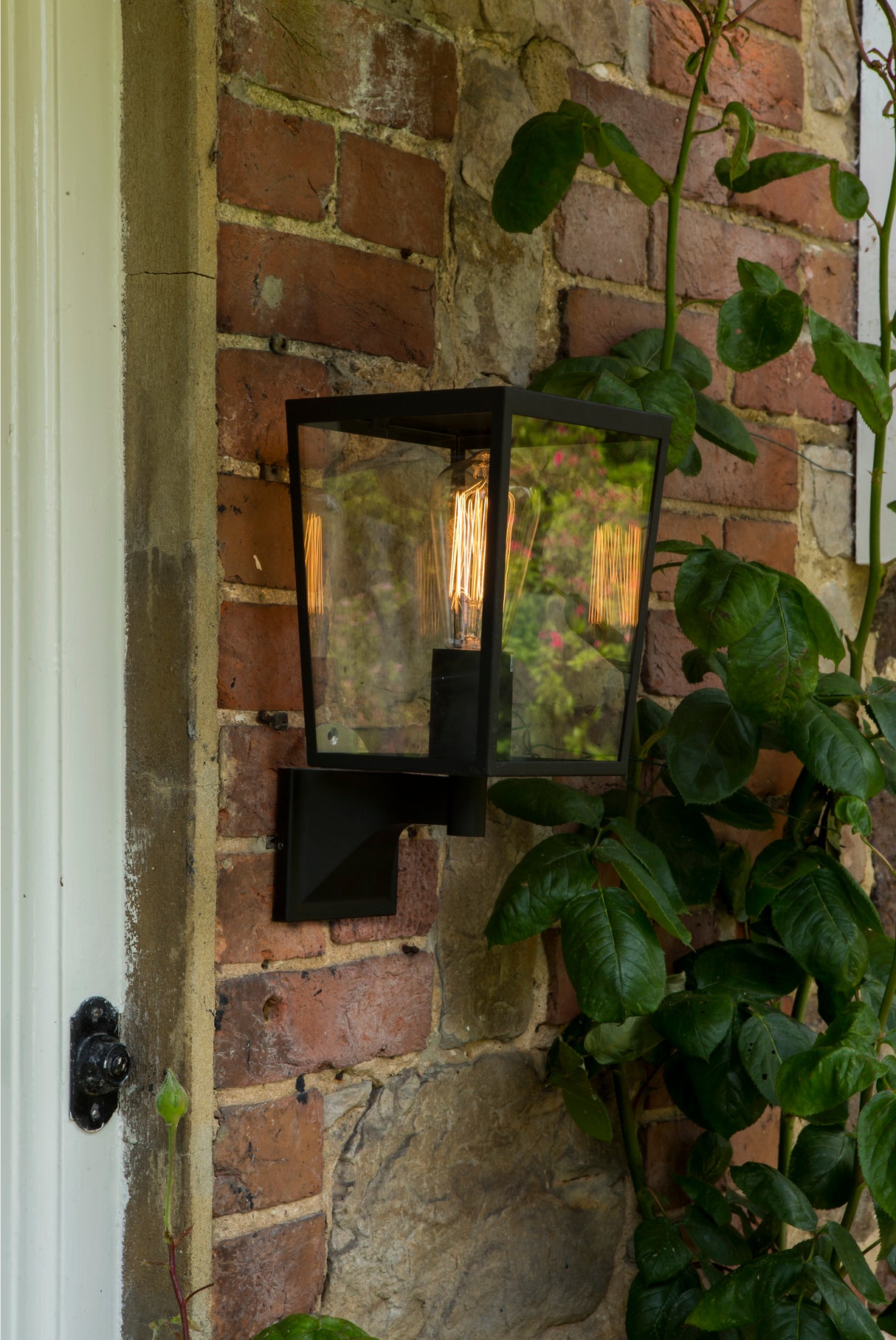 Astro Farringdon Textured Black Outdoor Wall Light