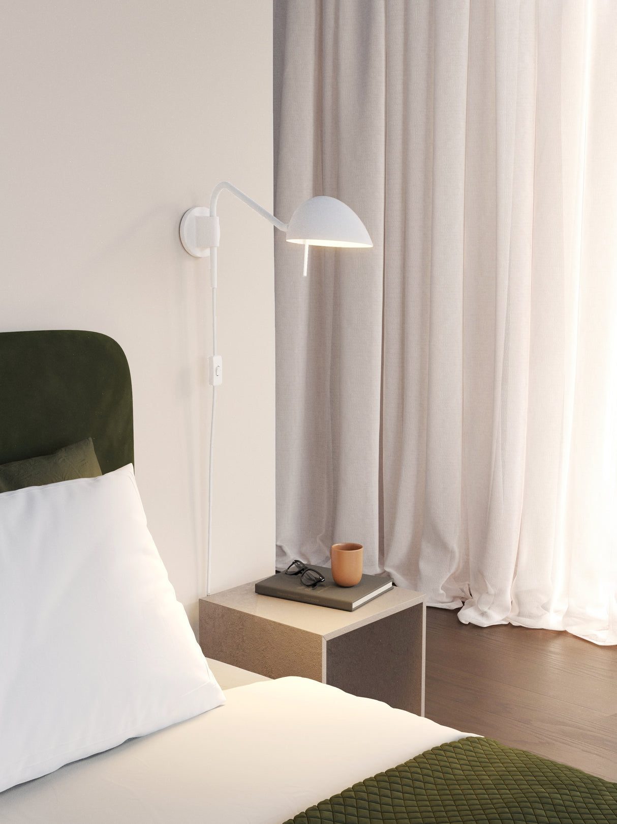 Astro Serge Plug-In Matt White Interior Reading Light