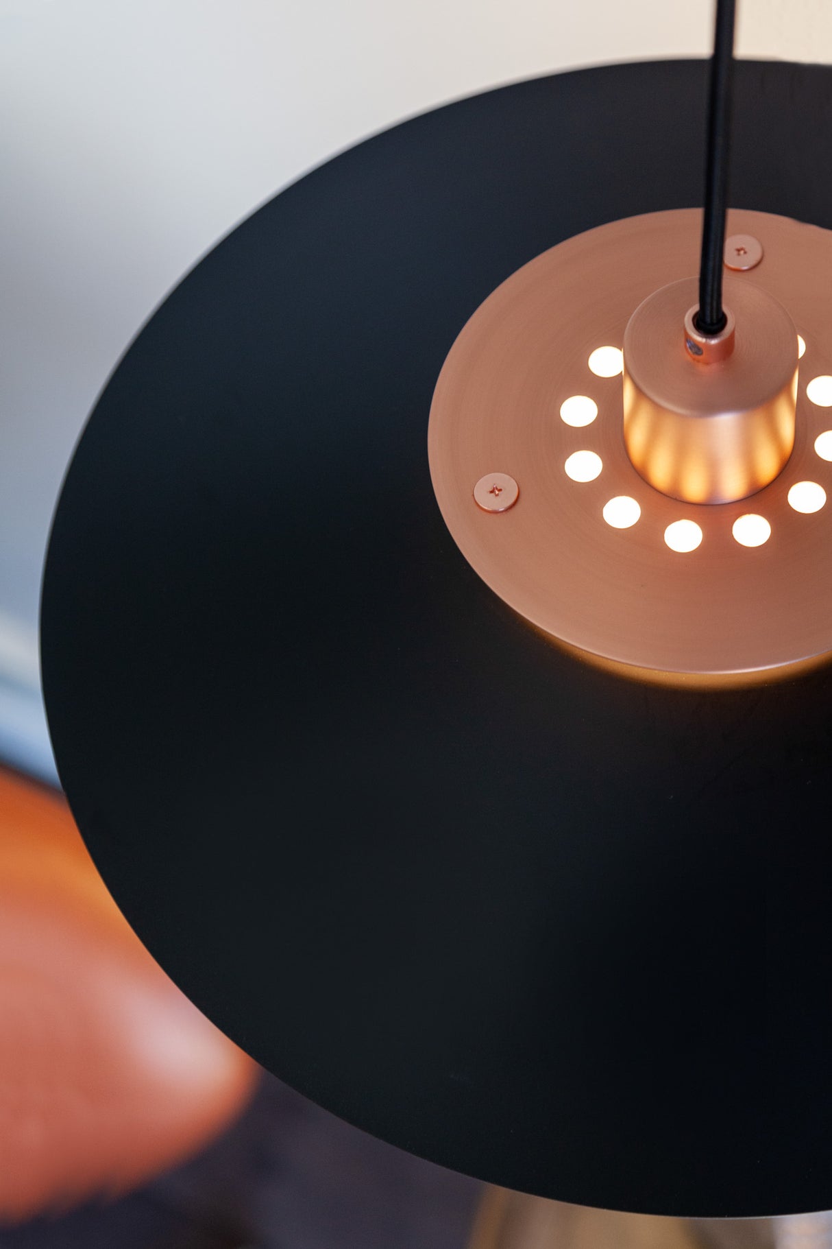Halo Design Rivoli Pendant Ø40 Black & Copper
