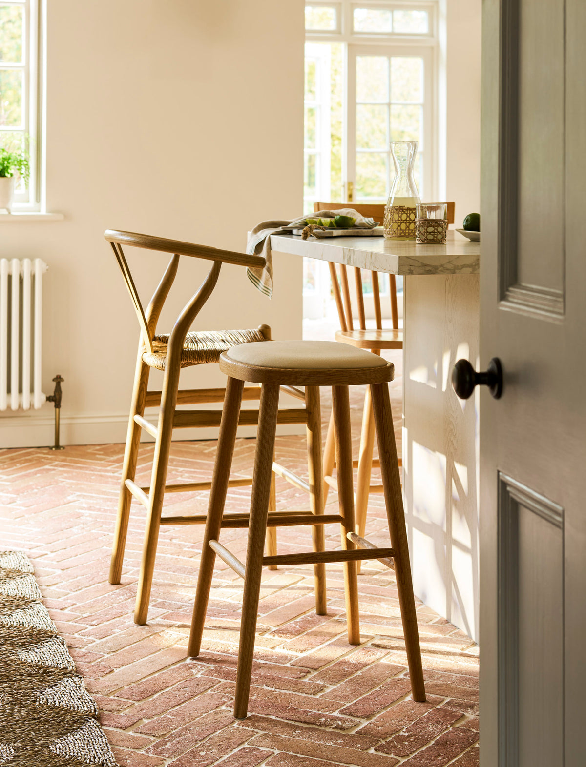 Garden Trading Farmhill Bar Stool - Ash Wood, Natural