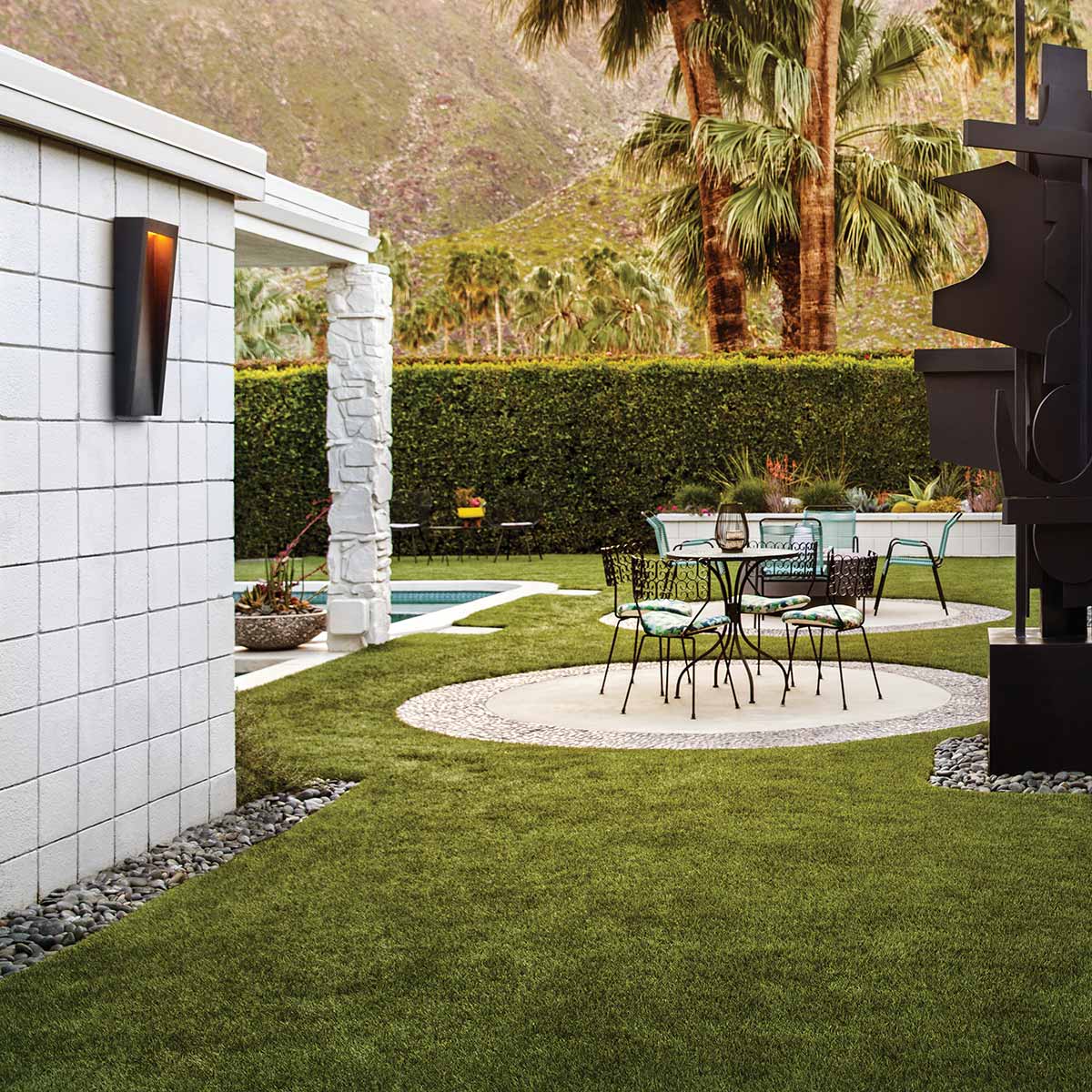 Hinkley Taper LED Wall Lantern Large