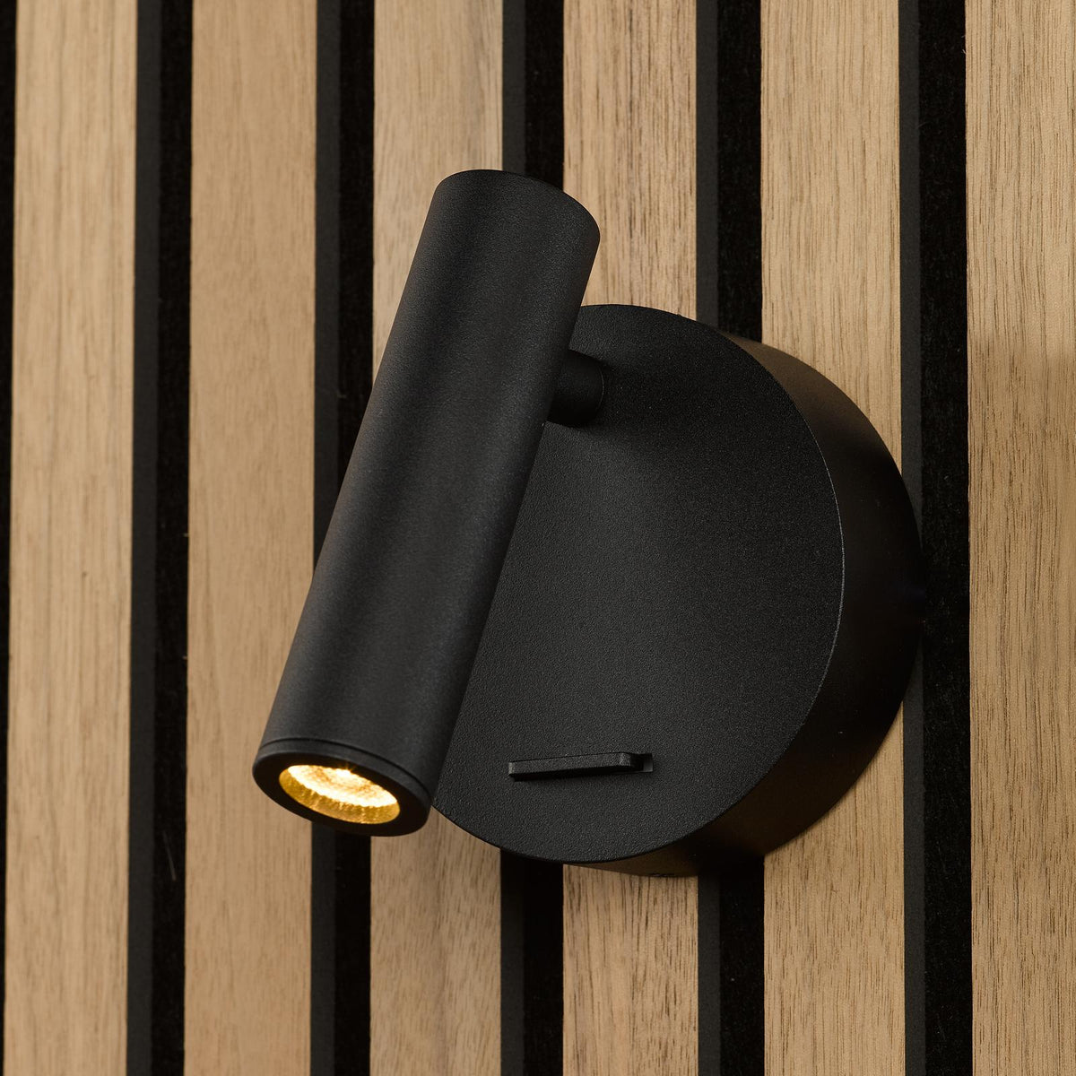 Dar Itala Single Spotlight Matt Black LED