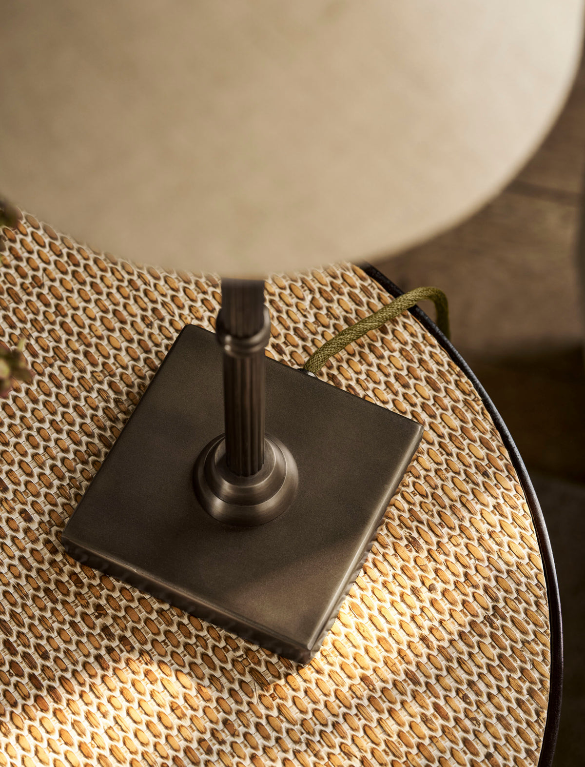 Garden Trading Kelmscot Table Lamp with Linen Shade Antique Bronze
