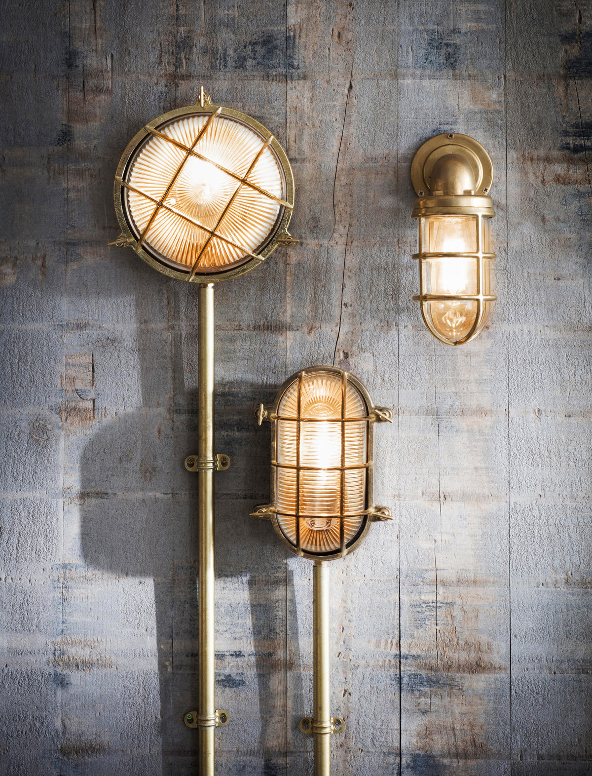 Garden Trading Devonport Bulk Head Light Brass