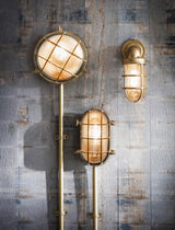 Garden Trading Devonport Bulk Head Light Brass