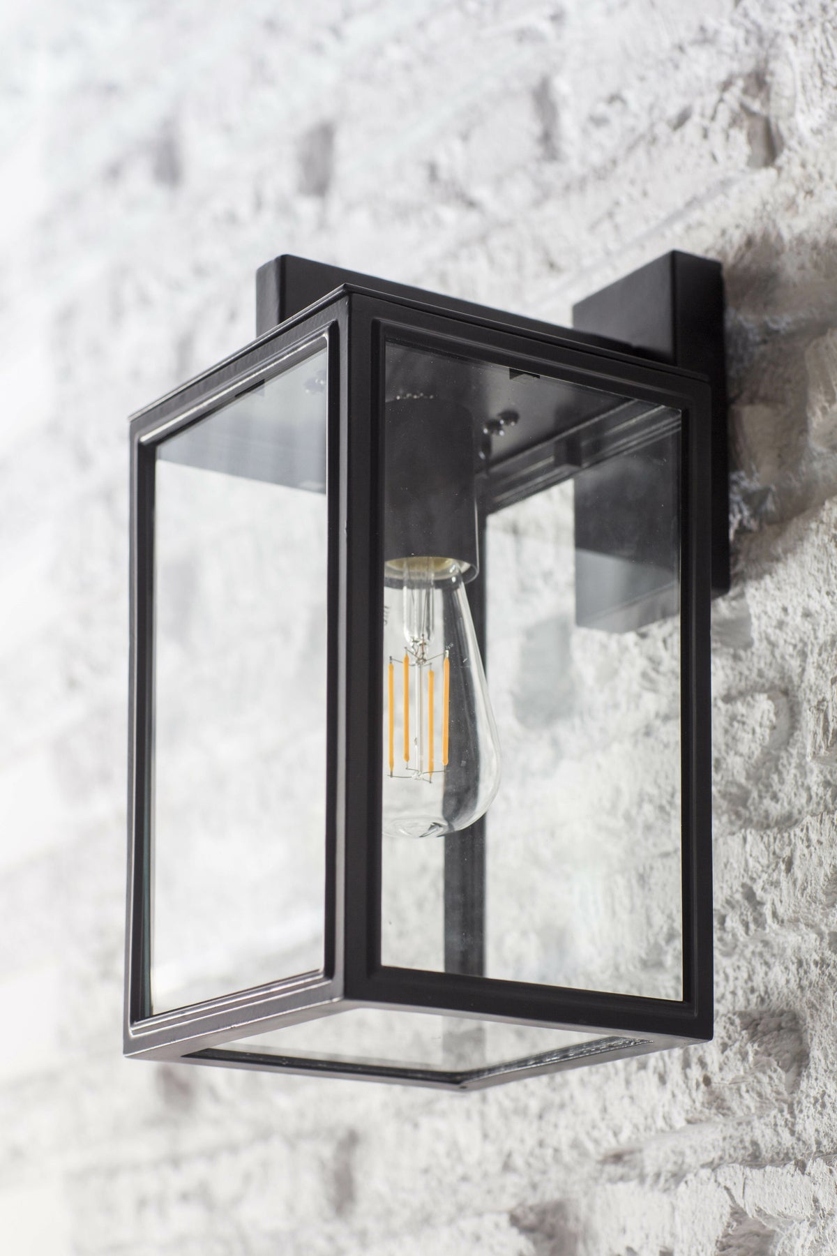 Garden Trading Belgrave Carriage Light Carbon Black