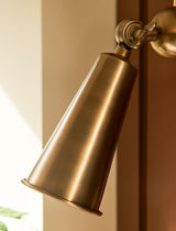Garden Trading Longborough Wall Light Antique Brass Finish