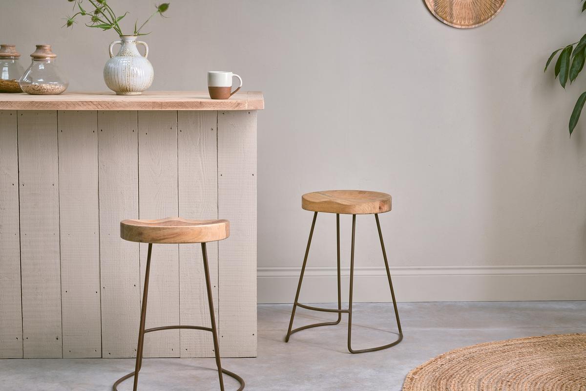 Nkuku Loko Stool Mango Wood & Rust Short