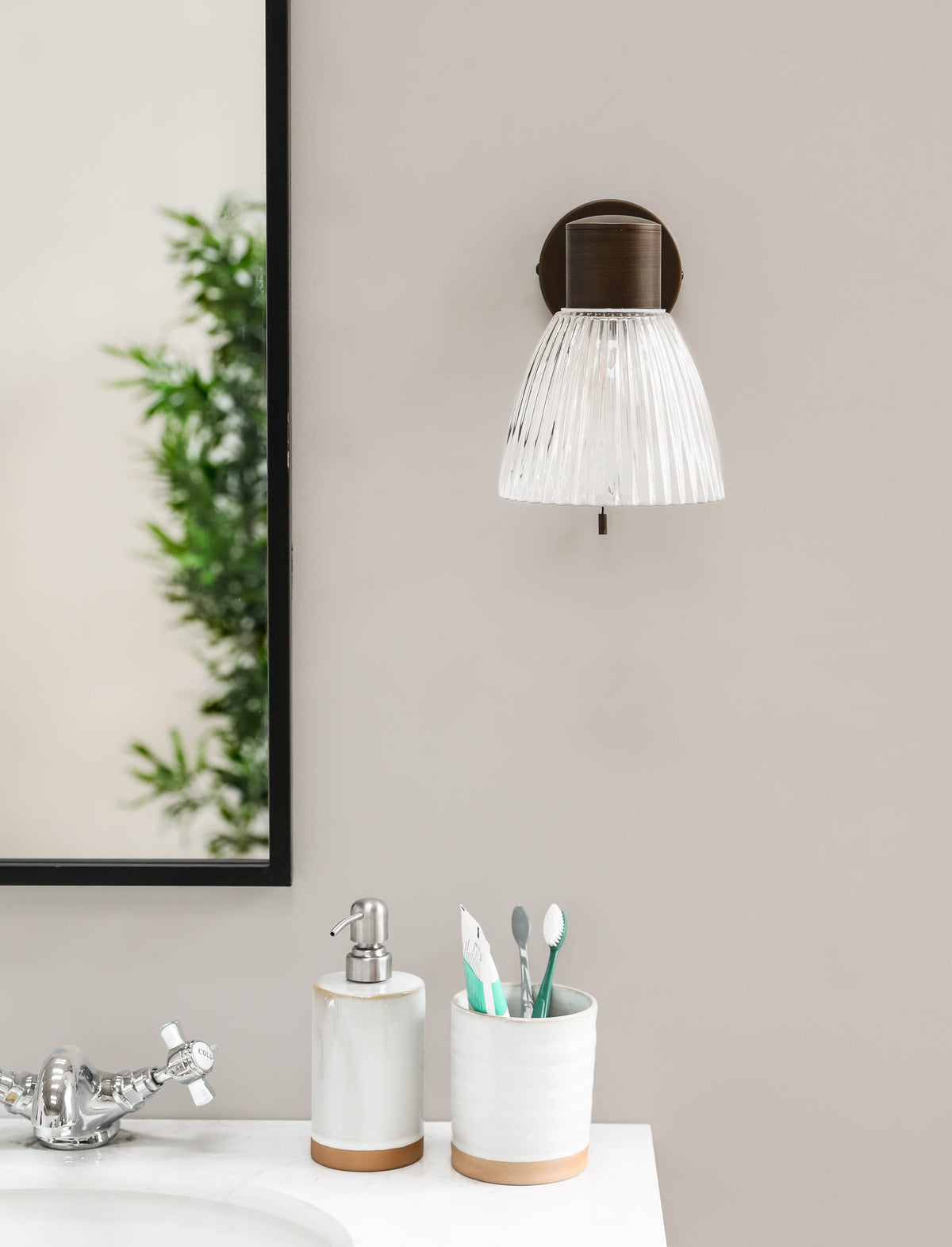 Garden Trading Campden Bathroom Wall Light Glass, Antique Bronze Finish