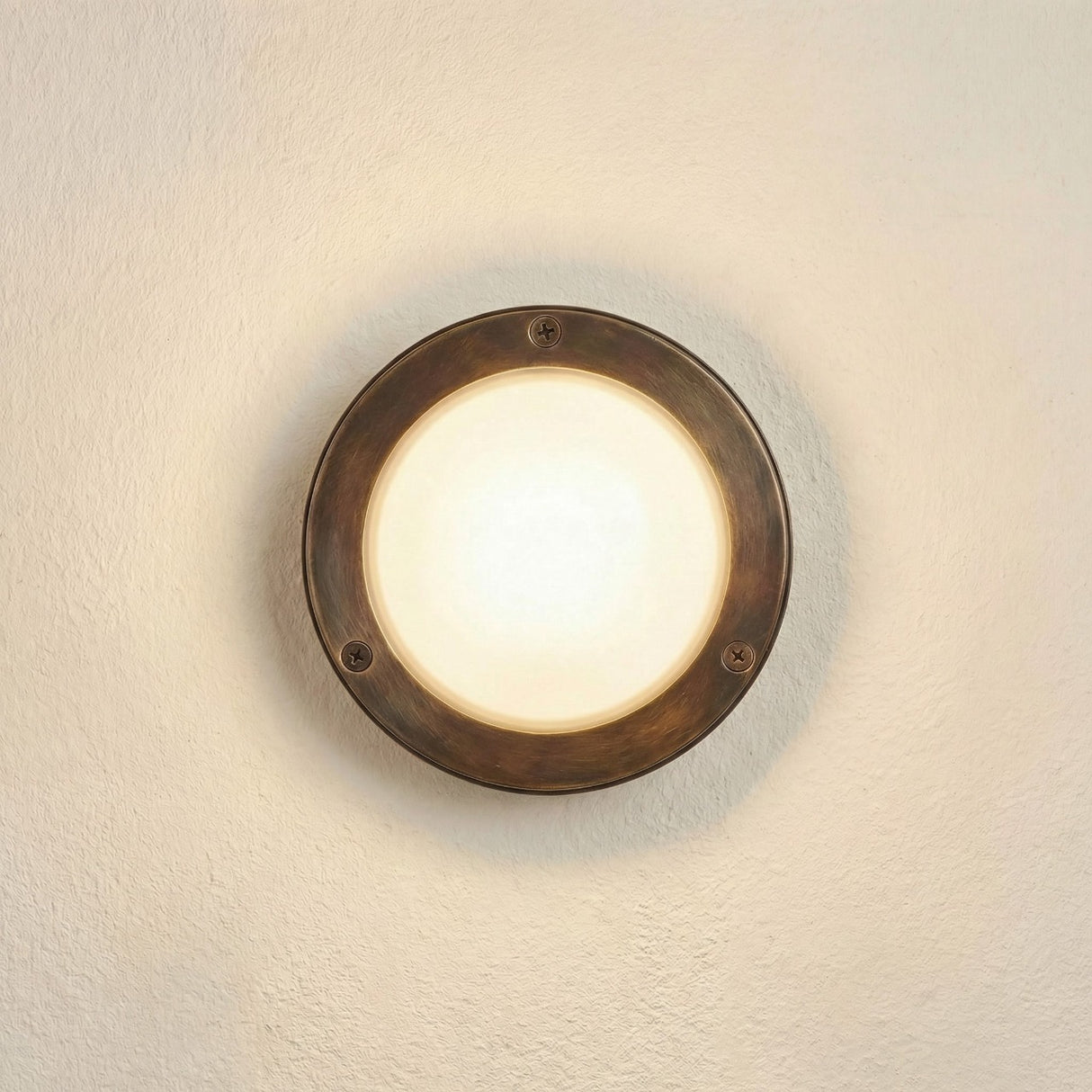 Lampfix Navigator Marina Circular Outdoor Bulkhead