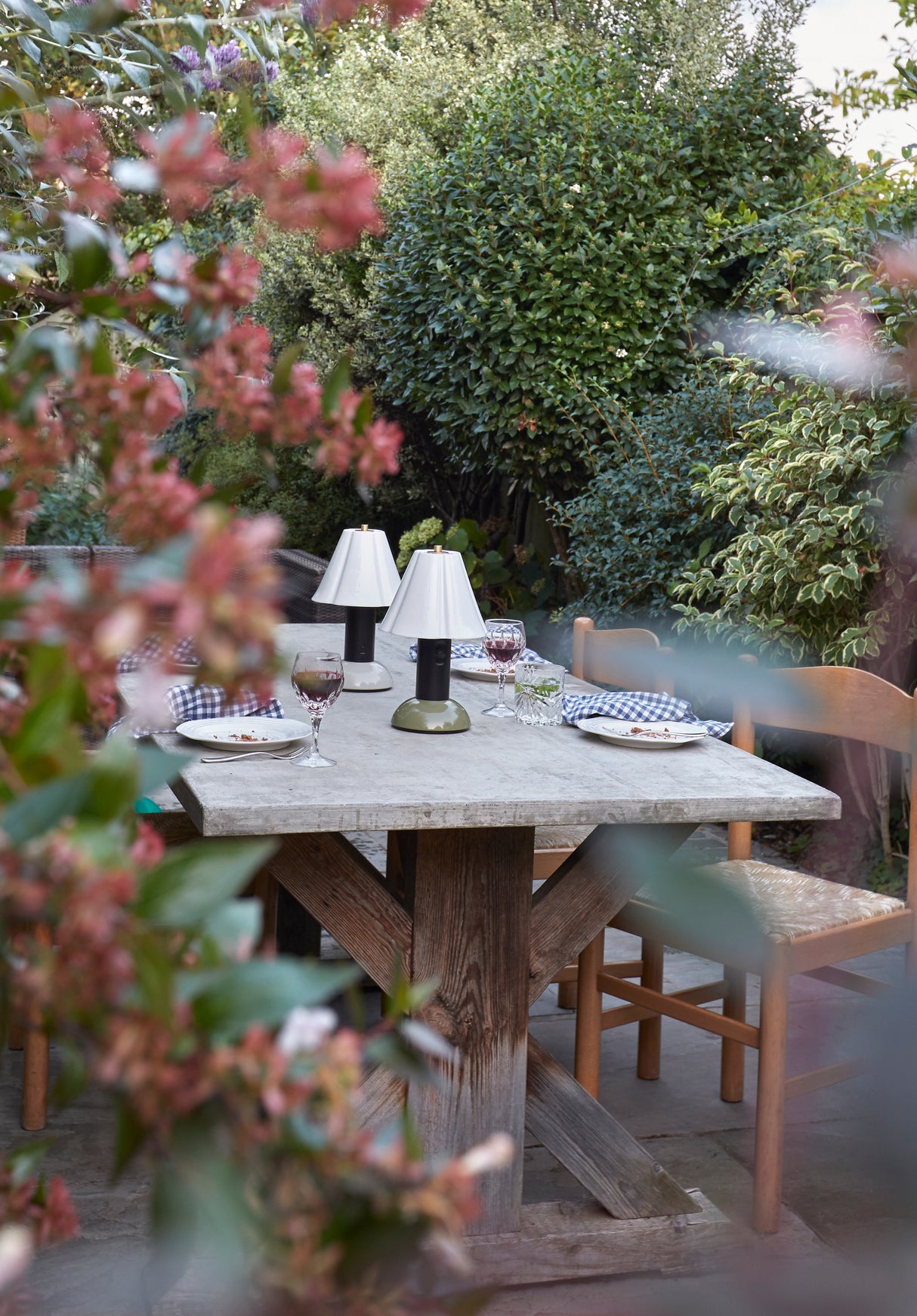 Original BTC Blossom Portable Lamp Putty Grey